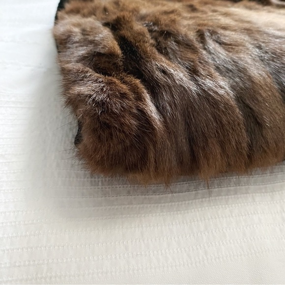 VINTAGE HAND CRAFTED BROWN FUR BLACK EMBROIDERED MUFF HAND WARMER POUCH - OS - Picture 7 of 9